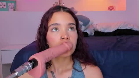 Violeth Hill online show from February 24, 2:08 am