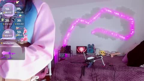   online show from September 27, 7:35 am