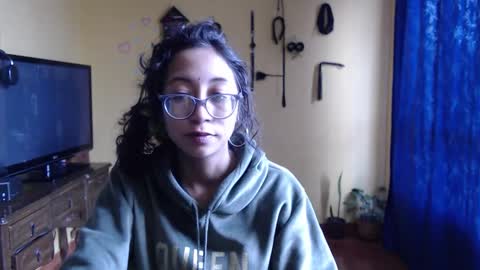 Violet777  online show from November 8, 3:23 pm