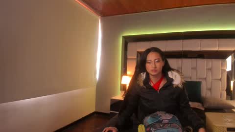 violetskinny online show from January 23, 7:18 pm