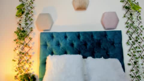 Snapshot of violett__rousee chatting on October 21, 2:07 pm violett rousee online show from October 21, 2:07 pm