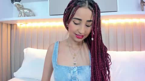 Violett  online show from October 13, 8:09 pm