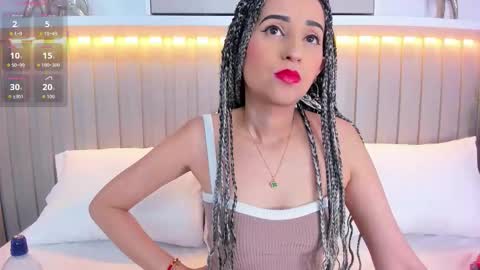 Violett  online show from November 14, 8:40 pm