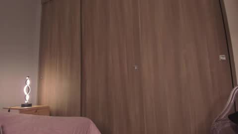 violetta independent model online show from December 28, 8:26 am