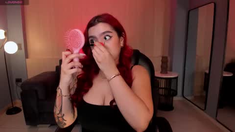 Violett Castel online show from October 30, 7:14 pm