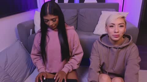 Violet online show from January 11, 3:13 am