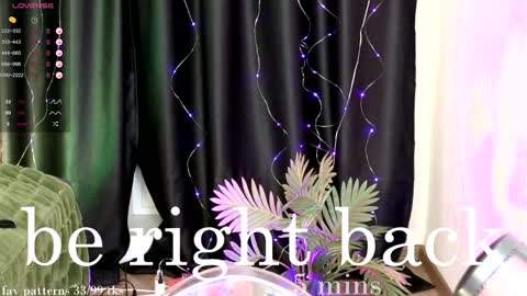 Snapshot of violetvio1ator chatting on January 24, 8:13 am Dommy mommy online show from January 24, 8:13 am