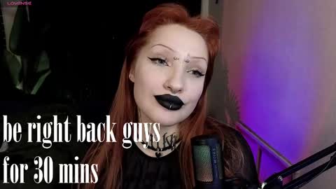 Snapshot of violetvio1ator chatting on February 9, 11:25 am Dommy mommy online show from February 9, 11:25 am