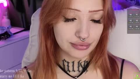 Snapshot of violetvio1ator chatting on September 26, 4:16 am Dommy mommy online show from September 26, 4:16 am