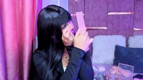 viollettebylyly online show from November 13, 12:04 pm