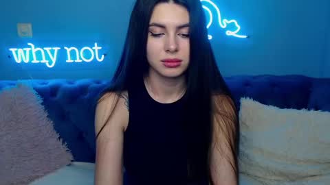 viollinalv online show from January 27, 10:27 am