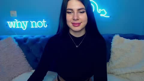 viollinalv online show from February 4, 8:56 am