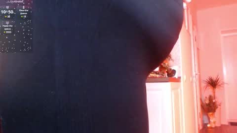 Snapshot of vip_juicy chatting on January 10, 1:20 pm VelvettTime online show from January 10, 1:20 pm