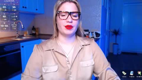 Snapshot of vip_juicy chatting on January 24, 8:13 am VelvettTime online show from January 24, 8:13 am