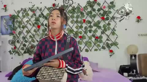 Snapshot of vip_thedivas chatting on December 30, 12:09 pm The divas online show from December 30, 12:09 pm