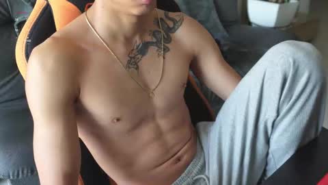 VITO BENZ online show from October 18, 4:08 pm