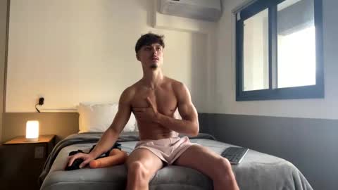 vitoraugustoxxx online show from October 1, 9:48 am