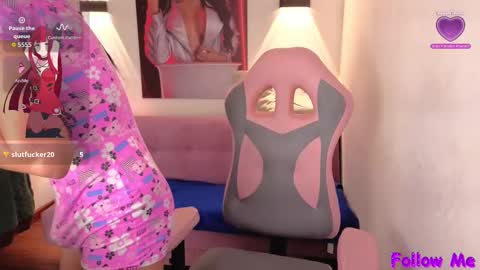 VITTORIA  online show from October 4, 8:23 am