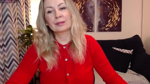 Vivian online show from September 19, 5:46 pm