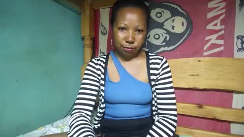 viviane0812 online show from February 24, 6:36 pm