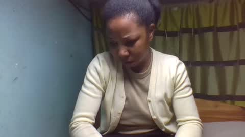 viviane0812 online show from September 9, 10:42 pm