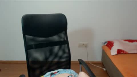 Vivian Gray online show from December 5, 7:49 pm