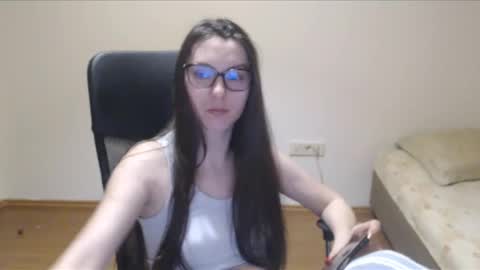 Vivian Gray online show from February 13, 1:08 am