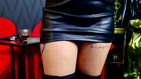 Snapshot of vivianreeve chatting on January 15, 3:07 pm Vivian Reeve online show from January 15, 3:07 pm