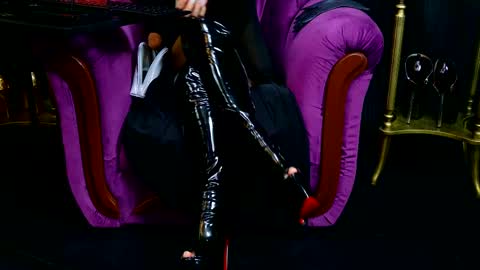 Snapshot of vivianreeve chatting on February 19, 1:06 pm Vivian Reeve online show from February 19, 1:06 pm