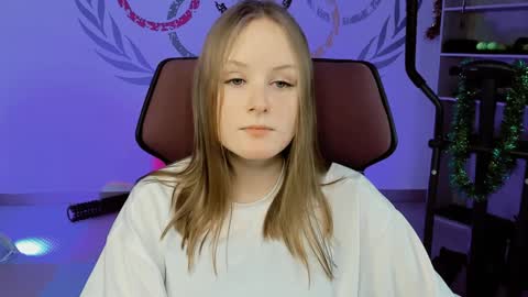 Snapshot of vivienleeigh chatting on December 31, 11:20 am Vivien online show from December 31, 11:20 am