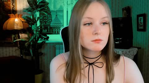 Snapshot of vivienleeigh chatting on January 26, 9:08 am Vivien online show from January 26, 9:08 am