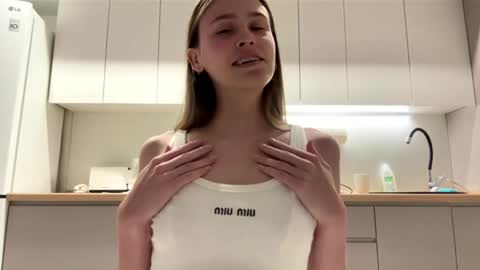 vixcx_ online show from December 2, 2:56 pm