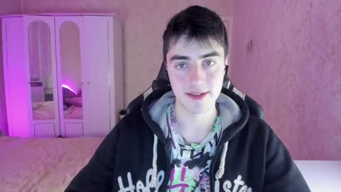 Snapshot of vlad1605 chatting on January 5, 4:59 pm Martin online show from January 5, 4:59 pm