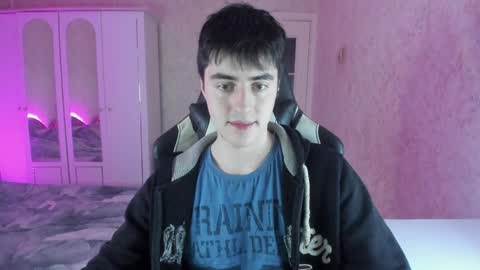 Snapshot of vlad1605 chatting on January 18, 8:30 pm Martin online show from January 18, 8:30 pm