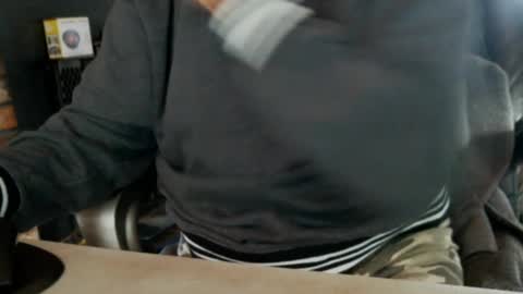 Snapshot of vnpg92 chatting on February 2, 4:22 pm vnpg92 online show from February 2, 4:22 pm