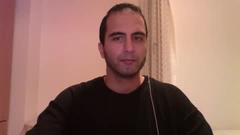 Snapshot of volve5 chatting on December 8, 7:00 pm volve5 online show from December 8, 7:00 pm