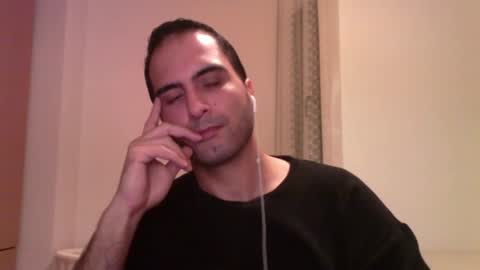 Snapshot of volve5 chatting on March 10, 7:50 pm volve5 online show from March 10, 7:50 pm