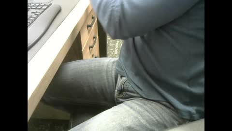 voterki796 online show from December 10, 3:33 pm