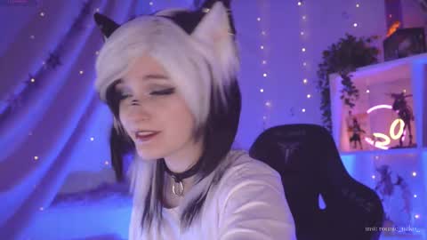 vronnier online show from March 8, 3:56 pm