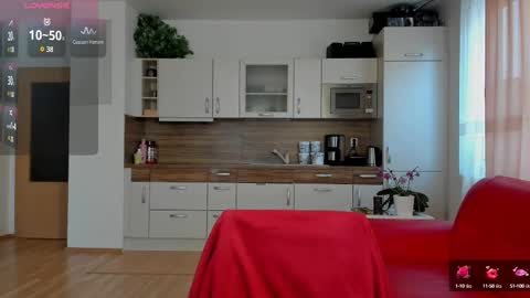 vvalkyriee online show from February 22, 3:58 pm