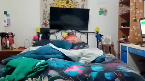 Snapshot of vvmm8783 chatting on September 11, 3:23 pm vvmm8783 online show from September 11, 3:23 pm