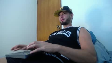 Snapshot of walnniel_concordia chatting on February 18, 4:58 am walnniel_concordia online show from February 18, 4:58 am