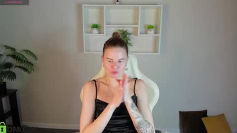 Wanda online show from September 25, 2:21 pm