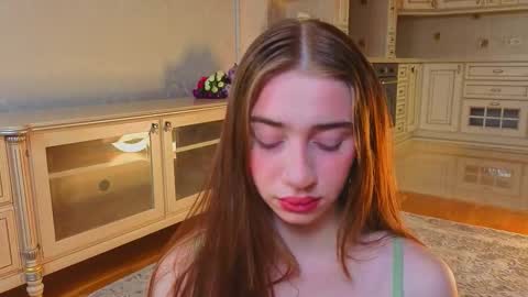 hello guys im Lilian online show from September 29, 3:11 am