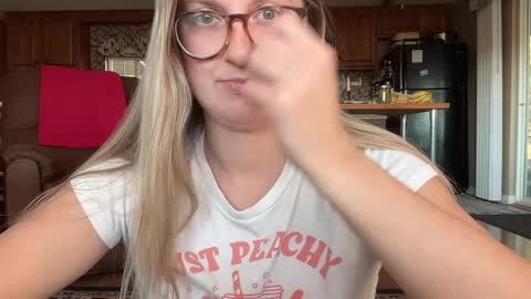 Jade  Adonis online show from December 4, 8:07 pm