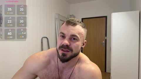 new online show from December 31, 10:15 am