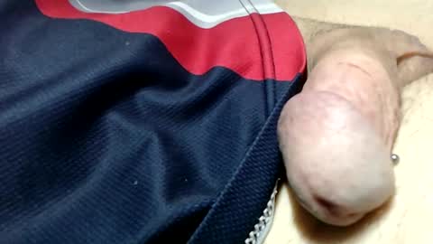 wants online show from December 5, 7:06 pm