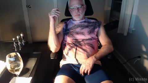 wasted_daze_ online show from September 25, 2:15 am