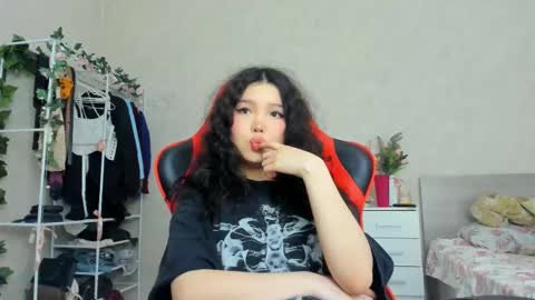 wastforu online show from February 17, 11:55 am