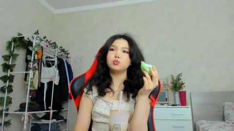 wastforu online show from February 19, 12:11 pm